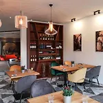 Mercure ホテル チェシン