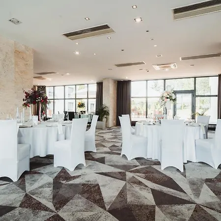 Mercure 3*