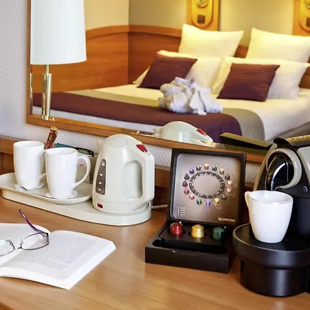 מלון Mercure צ'שין