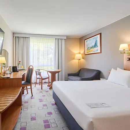 Mercure 3*