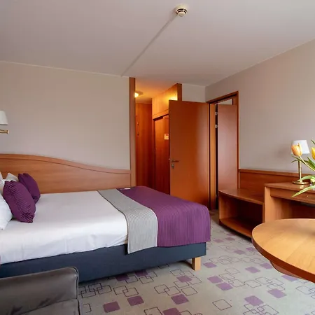 Mercure 3* 치에신