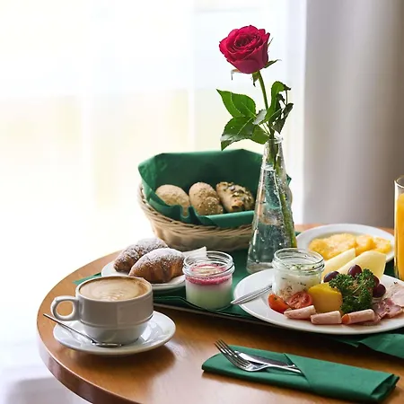 Mercure 치에신