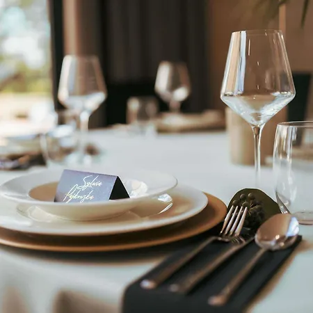 Mercure 3*
