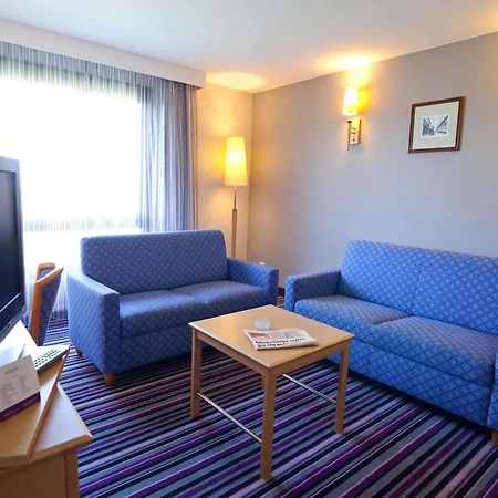 Mercure 3* 치에신