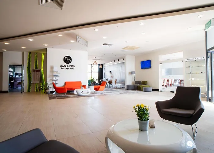 מלון Mercure צ'שין